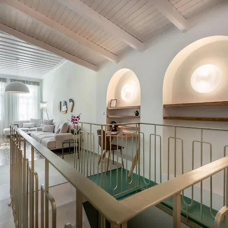 On Luxury Chania * La Canea